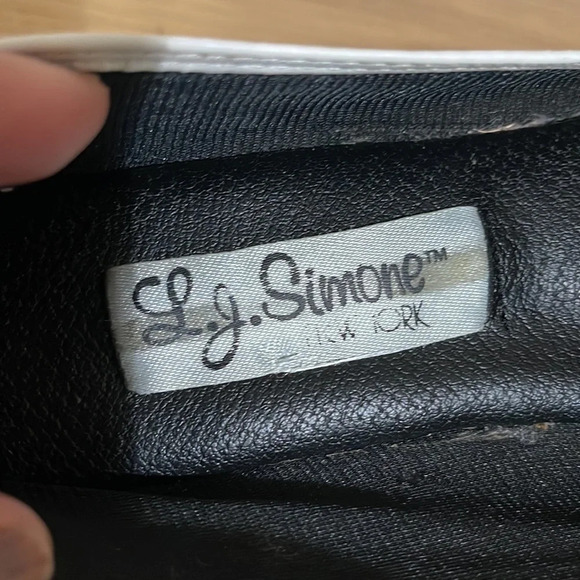 Vintage LJ Simone White loafers flats size 6.5 - Picture 15 of 16